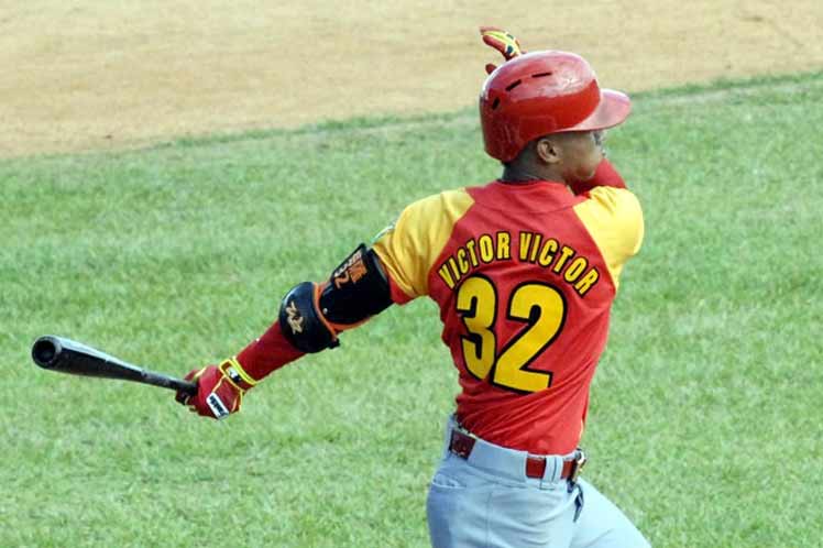 What are the Marlins Getting with Victor Victor Mesa?