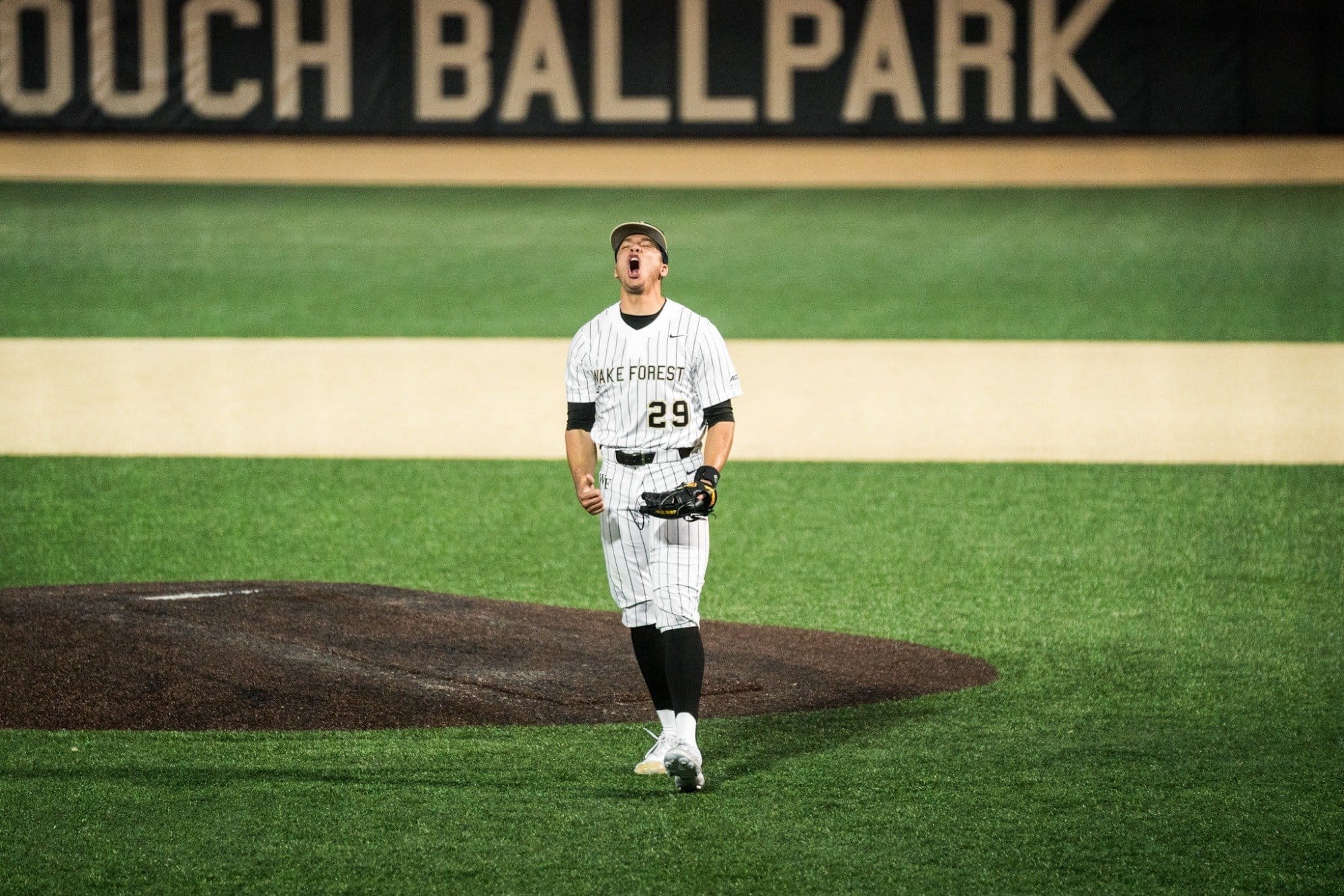 Live Looks: Wake Forest vs. Virginia (3/16/24 - 3/17/24)