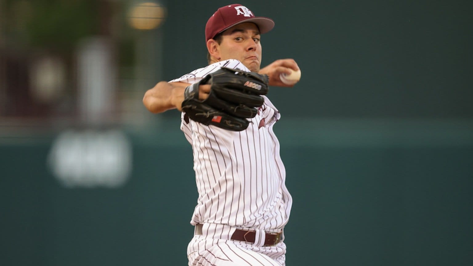 Live Looks: Georgia at Texas A&M - 5/5/24